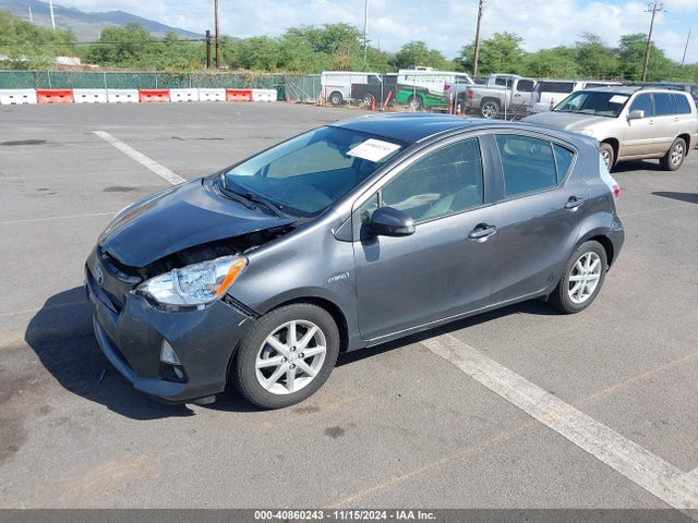 Toyota Prius C Four/one/three/two 2014 JTDKDTB35E1061724 Image 2