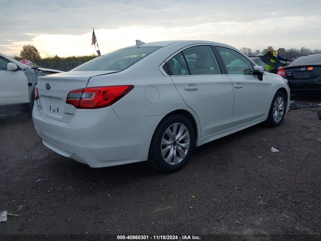 Subaru Legacy 2.5i Premium 2017 4S3BNAF65H3019519 Image 4