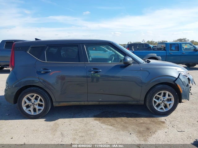 KIA SOUL S 2020 KNDJ23AU9L7719924 Image 13