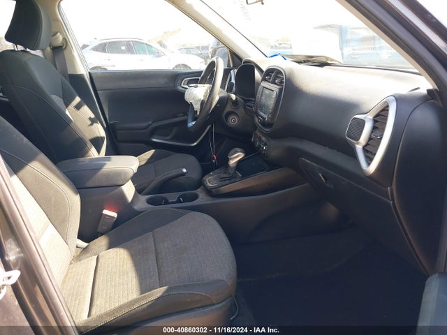 KIA SOUL S 2020 KNDJ23AU9L7719924 Image 5