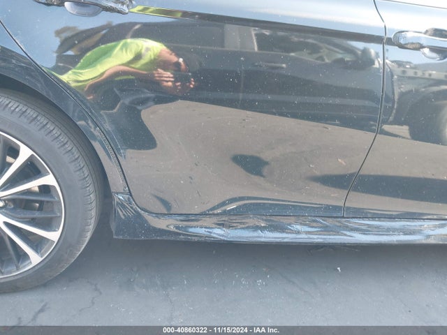 Toyota CAMRY SE 2018 4T1B11HK1JU584366 Image 18