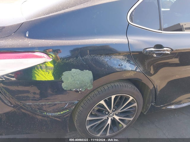 Toyota CAMRY SE 2018 4T1B11HK1JU584366 Image 19