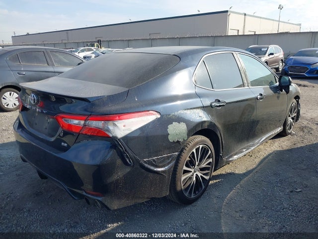 Toyota CAMRY SE 2018 4T1B11HK1JU584366 Image 4