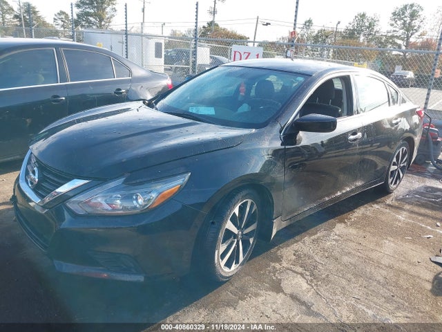 Nissan Altima 2.5 Sr 2018 1N4AL3AP3JC226211 Image 2