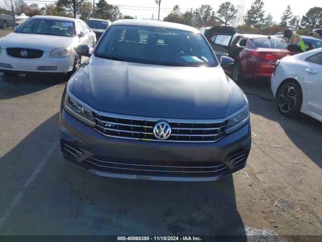 1VWAA7A33JC037916 Volkswagen Passat 2.0t R-line/2.0t S