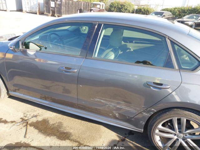 1VWAA7A33JC037916 Volkswagen Passat 2.0t R-line/2.0t S