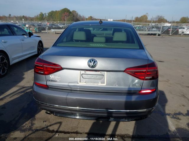 1VWAA7A33JC037916 Volkswagen Passat 2.0t R-line/2.0t S