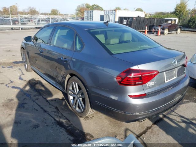 1VWAA7A33JC037916 Volkswagen Passat 2.0t R-line/2.0t S