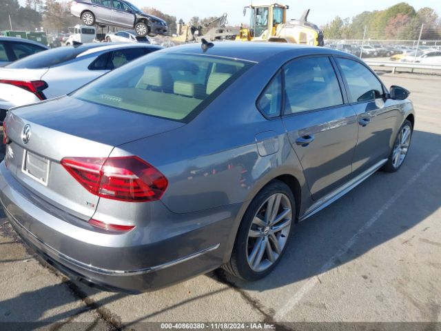 1VWAA7A33JC037916 Volkswagen Passat 2.0t R-line/2.0t S