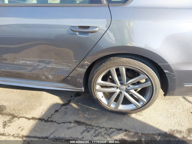 1VWAA7A33JC037916 Volkswagen Passat 2.0t R-line/2.0t S