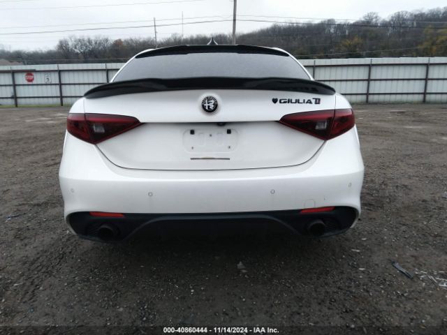 ZARFAEEN0J7575058 Alfa Romeo Giulia Ti Sport Awd