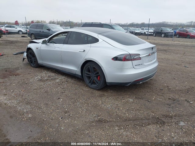 2013 TESLA MODEL S 5YJSA1CG3DFP09551 Photo 2