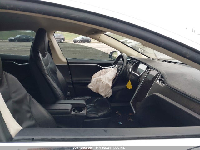 2013 TESLA MODEL S 5YJSA1CG3DFP09551 Photo 4