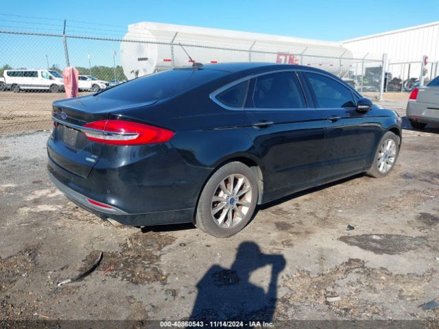 3FA6P0HD2HR326557 Ford FUSION SE