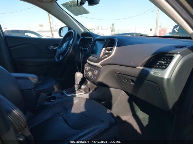 1C4PJMBS0FW685656 Jeep Cherokee Trailhawk