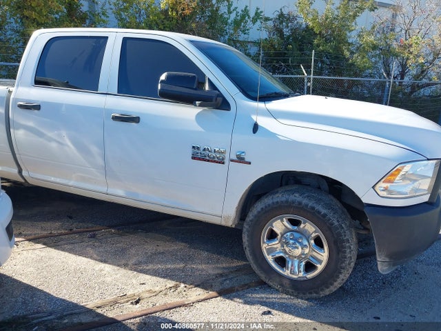 3C6UR4CL4JG104936 RAM 2500 Tradesman  4x2 6'4 Box