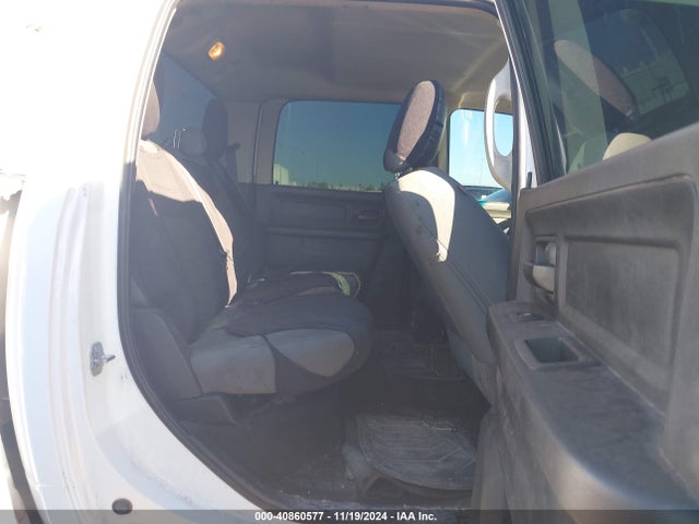 3C6UR4CL4JG104936 RAM 2500 Tradesman  4x2 6'4 Box