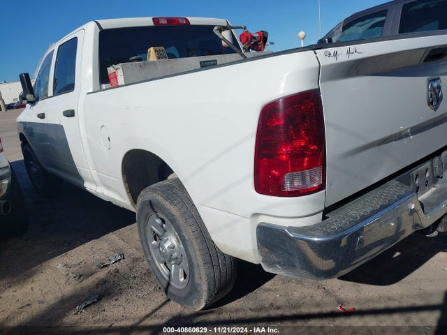 3C6UR4CL0JG104870 RAM 2500 Tradesman  4x2 6'4 Box