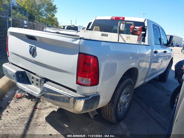 3C6UR4CL0JG104870 RAM 2500 Tradesman  4x2 6'4 Box