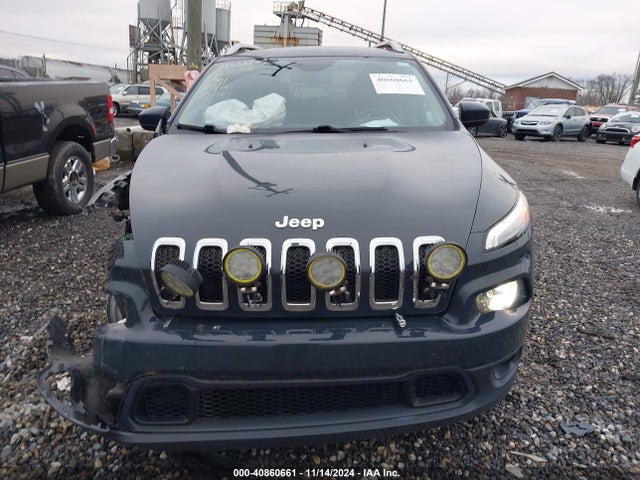 1C4PJMLX2JD580079 Jeep Cherokee Latitude Plus 4x4