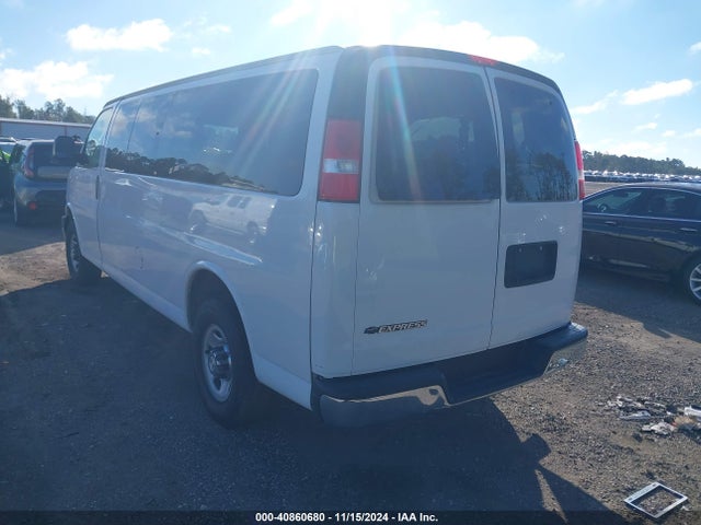 1GAZGPFG7L1246454 Chevrolet Express Passenger Rwd 3500 Extended Wheelbase Lt