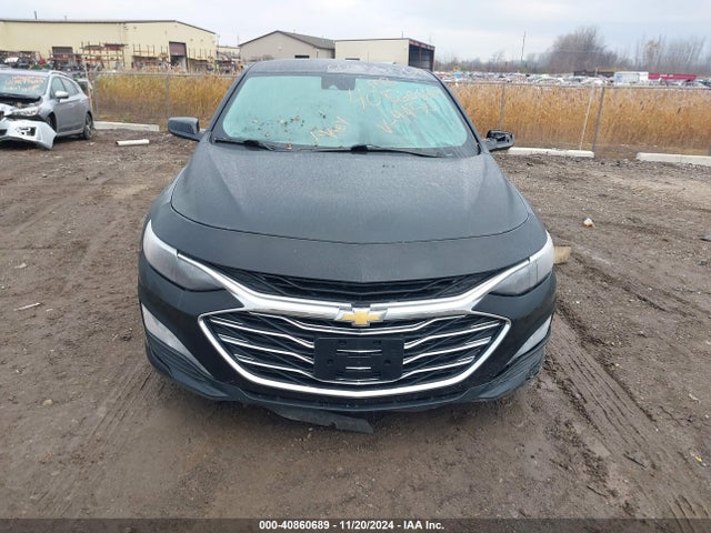 1G1ZD5ST4KF129450 Chevrolet MALIBU LT