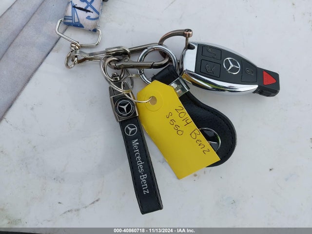 WDDUG8CB4EA046074 Mercedes-Benz S 550