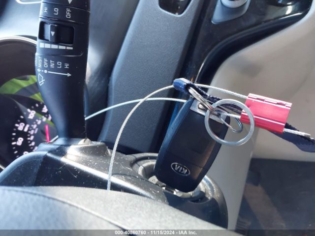 KNDMB5C1XF6038452 KIA SEDONA LX