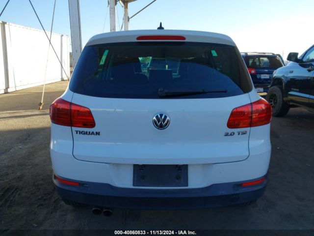 WVGAV3AXXEW521021 Volkswagen TIGUAN SE