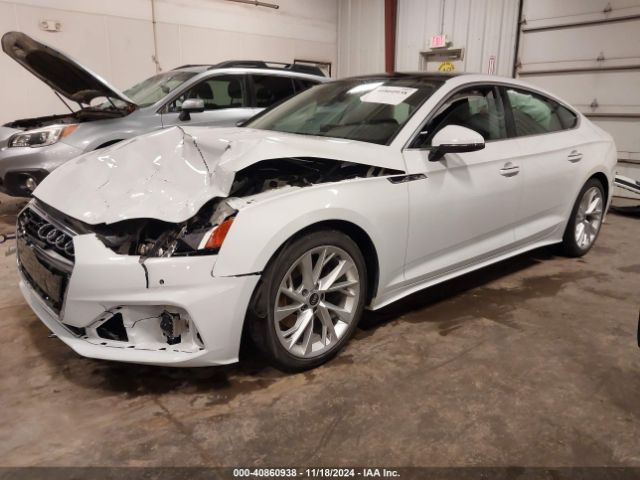 2022 AUDI A5 SPORTBACK WAUCBCF51NA003872 Photo 1