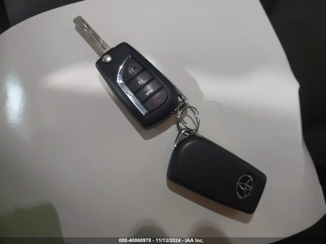 Toyota CAMRY LE 2020 4T1C11AK6LU359426 Image 11