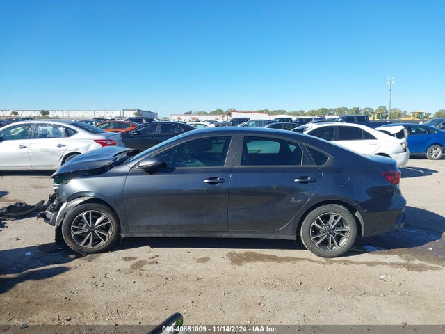 KIA Forte Lxs 2023 3KPF24AD3PE513046 Image 14