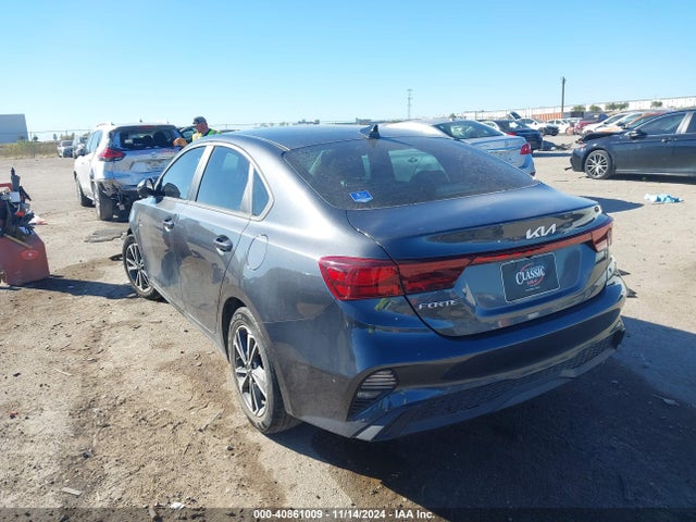 KIA Forte Lxs 2023 3KPF24AD3PE513046 Image 3