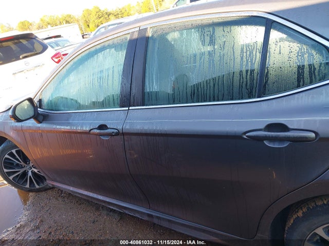 4T1B11HK4KU215051 Toyota CAMRY SE