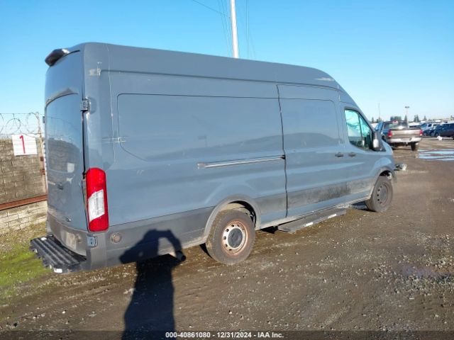 1FTBR3X80LKA55813 Ford Transit-250 Cargo Van