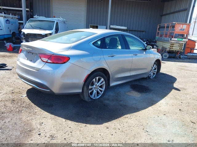 Chrysler 200 Limited 2015 1C3CCCAB7FN748833 Image 4