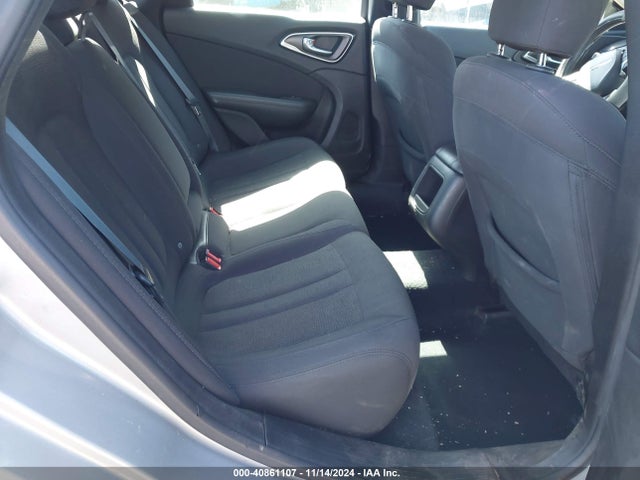 Chrysler 200 Limited 2015 1C3CCCAB7FN748833 Image 8