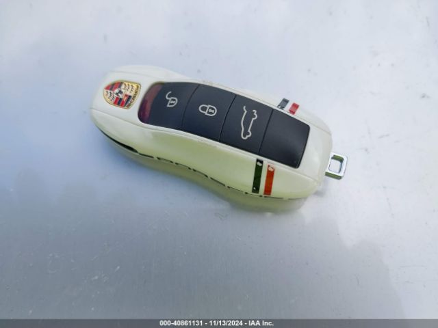 WP1AB2A57JLB33650 Porsche MACAN S