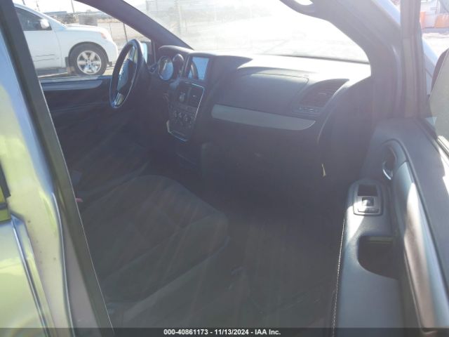 2C4RDGBG3FR586416 Dodge Grand Caravan Se