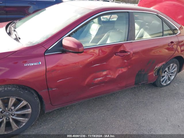 4T1BD1FK8FU168588 Toyota Camry Hybrid Xle