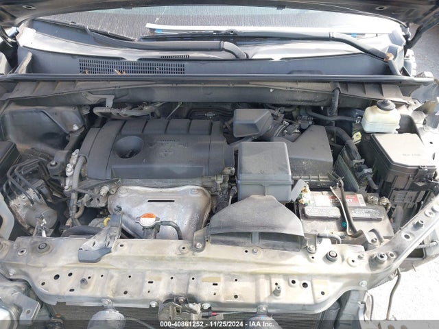 5TDZARFH9FS016239 Toyota Highlander Le