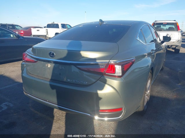 58AD11D12MU004366 Lexus ES 250