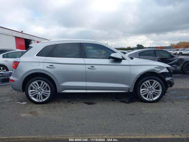 WA1CNAFYXK2034885 Audi Q5 45 Premium