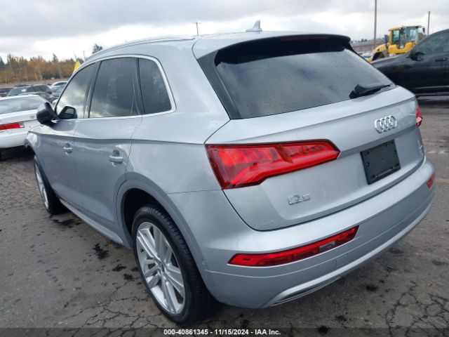 WA1CNAFYXK2034885 Audi Q5 45 Premium