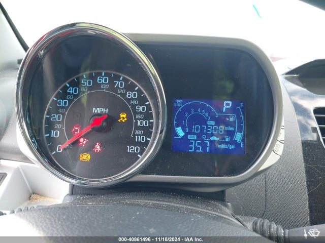 Chevrolet Spark 1lt Cvt 2015 KL8CD6S96FC792168 Image 7