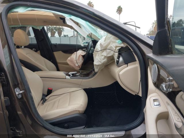 55SWF4JBXHU185203 Mercedes-Benz C 300 Luxury/sport