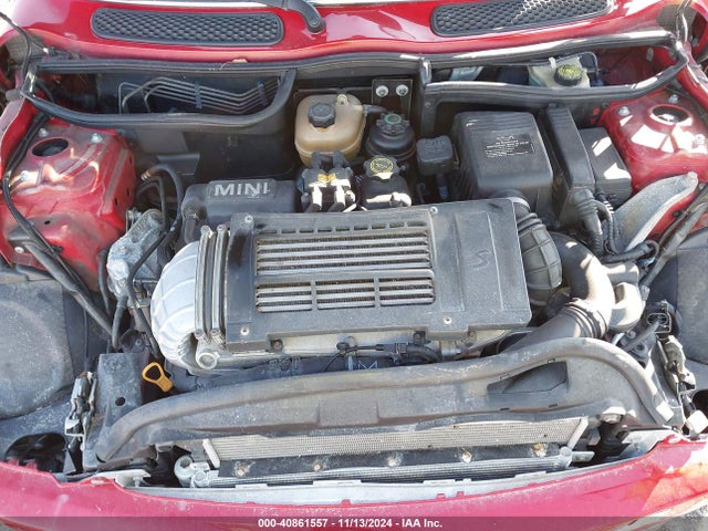2005 MINI COOPER S WMWRH335X5TF85202 Photo 9