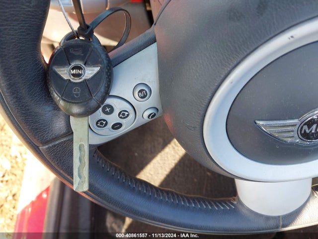 2005 MINI COOPER S WMWRH335X5TF85202 Photo 10
