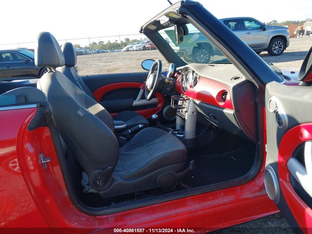 2005 MINI COOPER S WMWRH335X5TF85202 Photo 4