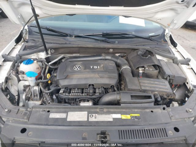 1VWAT7A3XFC056142 Volkswagen Passat 1.8t Wolfsburg Edition